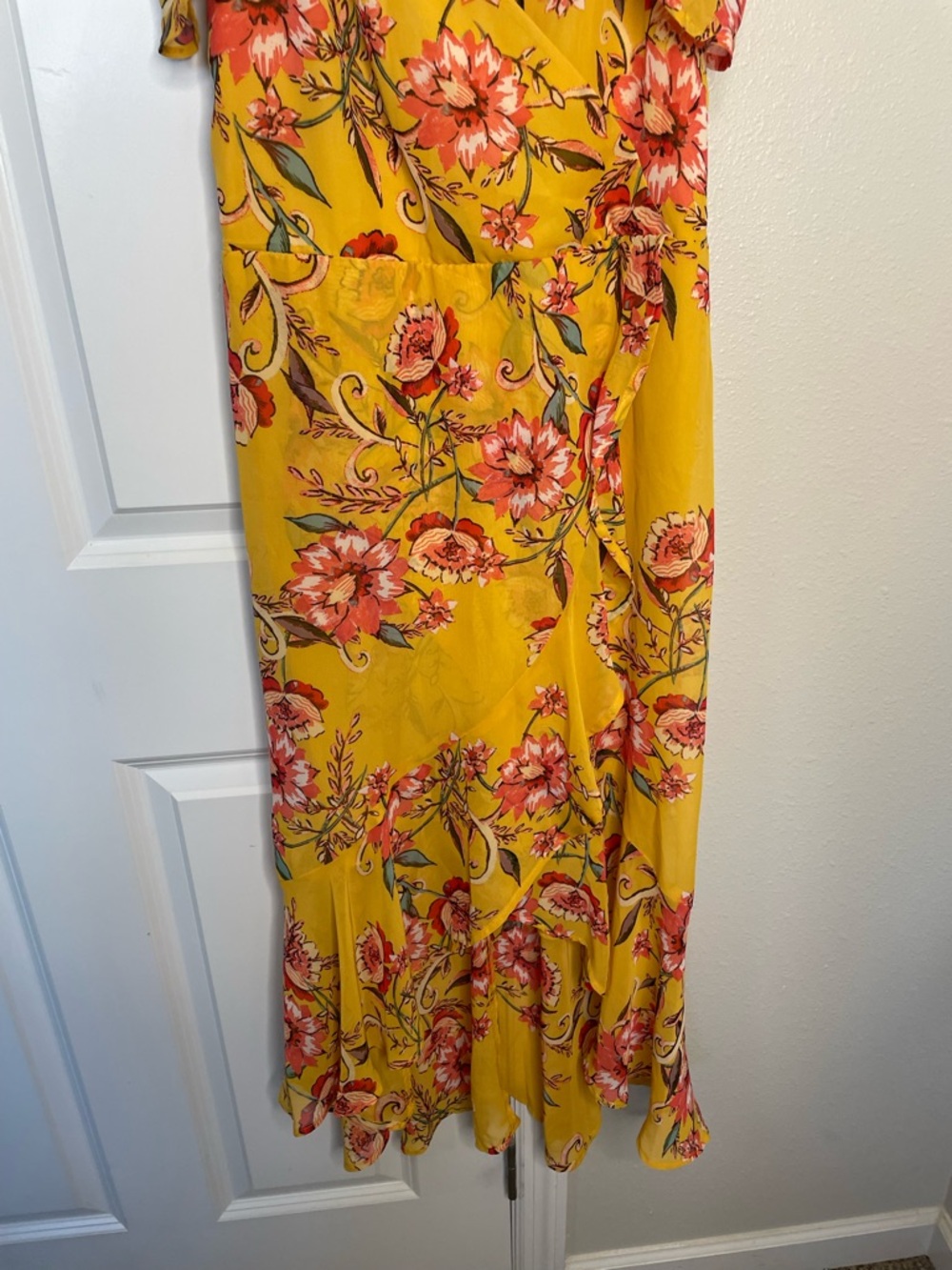 Eyeshadow Yellow Floral Wrap Midi Dress Cold Shoulder Ruffle Boho Cottagecore L - Picture 5 of 7